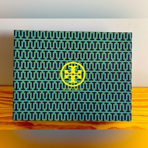 😍 Tory Burch Flat- all weather boots